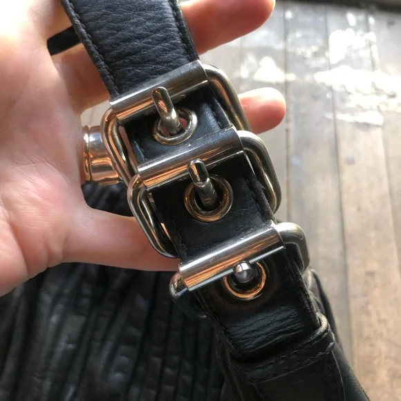 Authentic Miu miu Matalesse shoulder bag as is - Picture 3 of 17